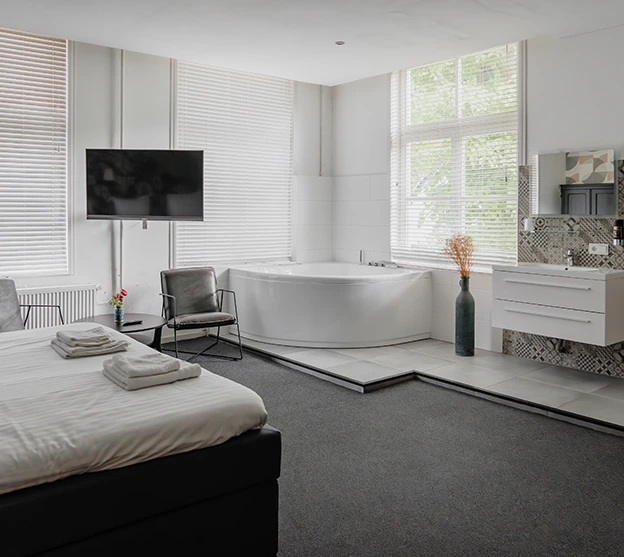 Suite met jacuzzi hotel Scheveningen